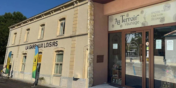 À découvrir aussi