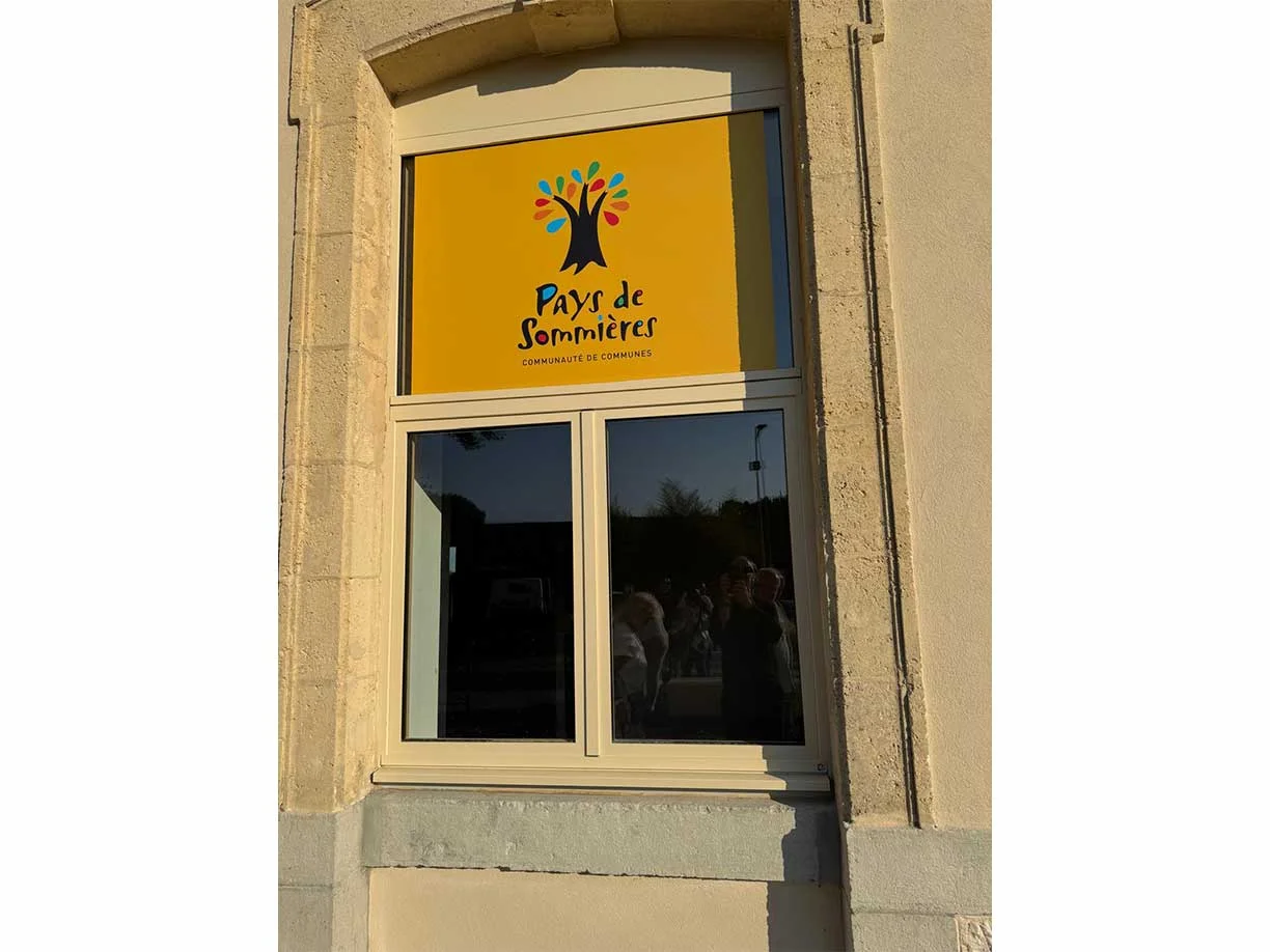 Pays des Sommières à Calvisson (Gard) menuiseries bi matière bois / aluminium