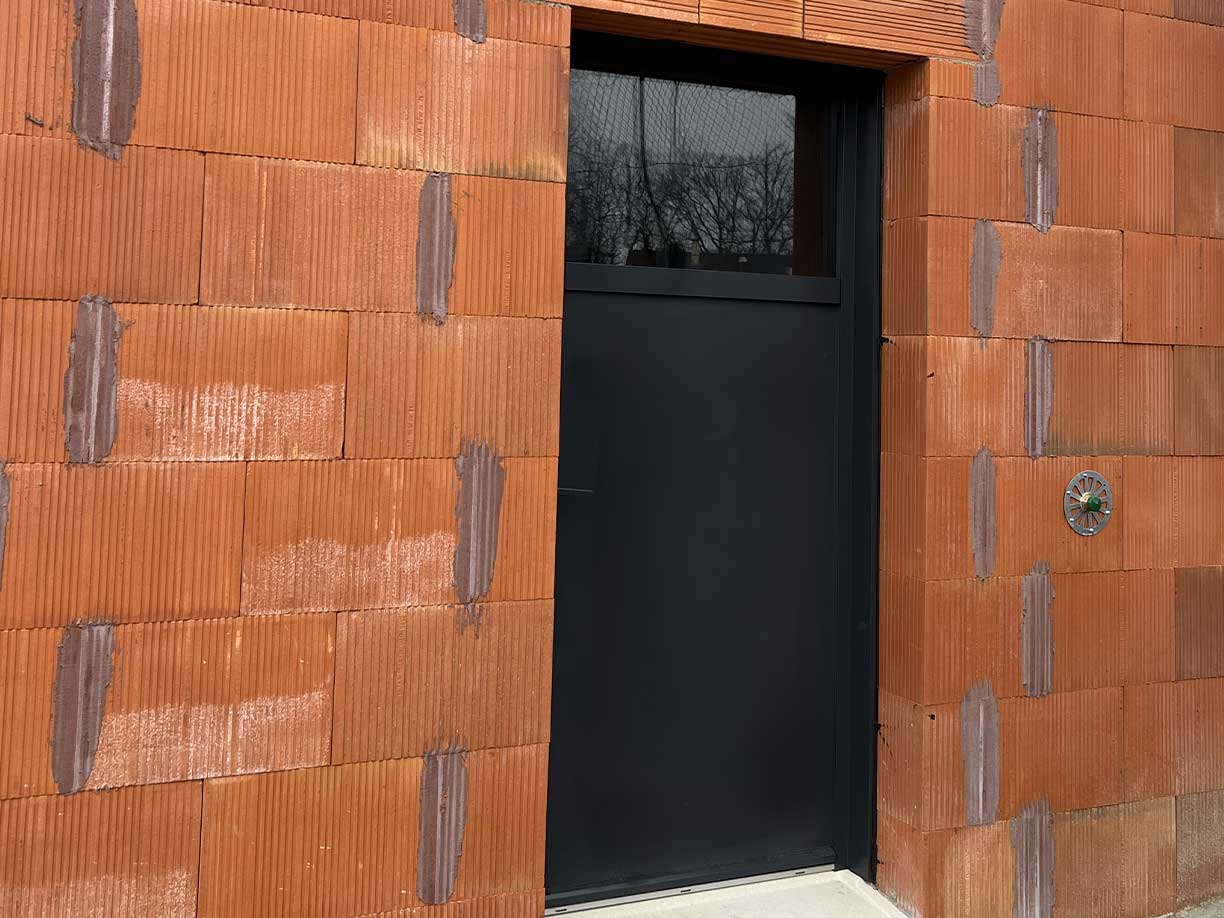 Portes d’entrée >  Porte de service